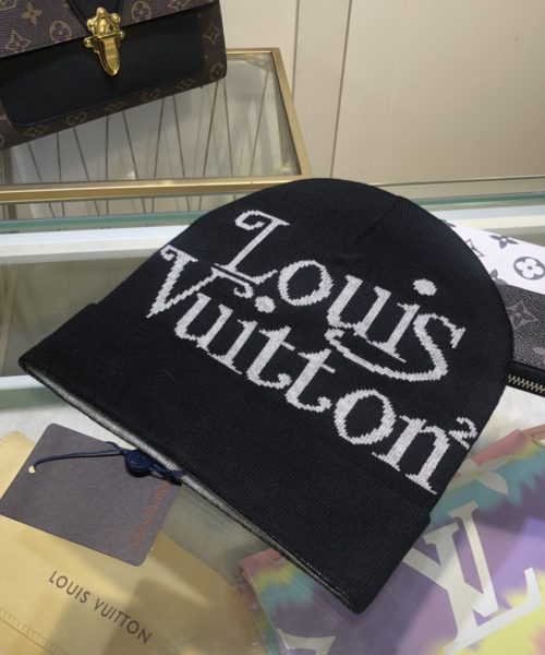 Louis Vuitton Beanie In Black LV Headwear