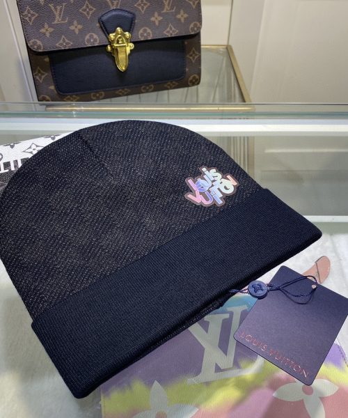 Louis Vuitton Beanie In Black LV Headwear
