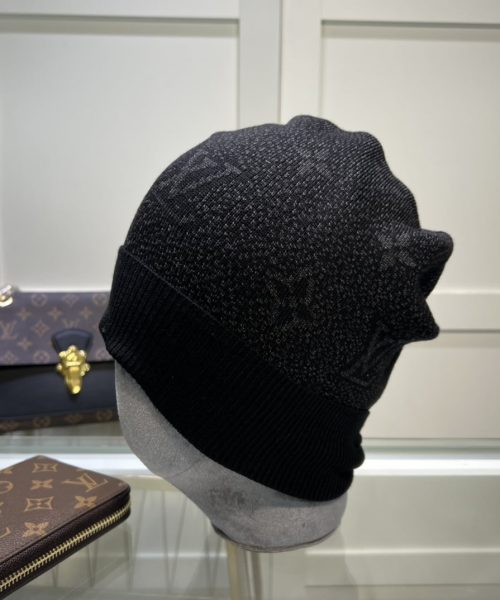 Louis Vuitton Beanie In Black LV Headwear