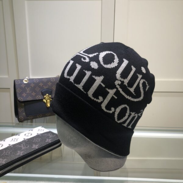 Louis Vuitton Beanie In Black LV Headwear