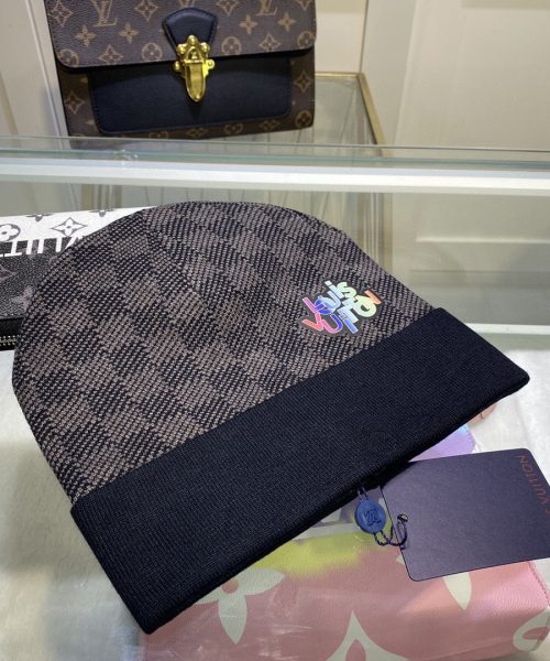 Louis Vuitton Beanie In Black LV Headwear