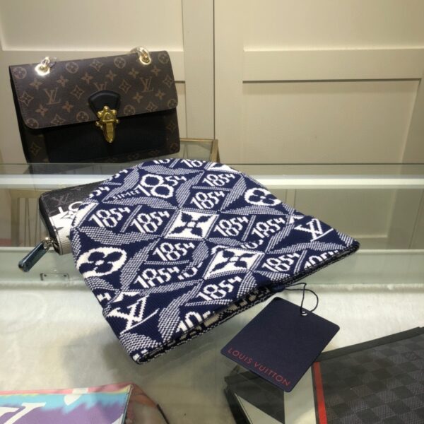 Louis Vuitton Beanie In Blue LV Headwear