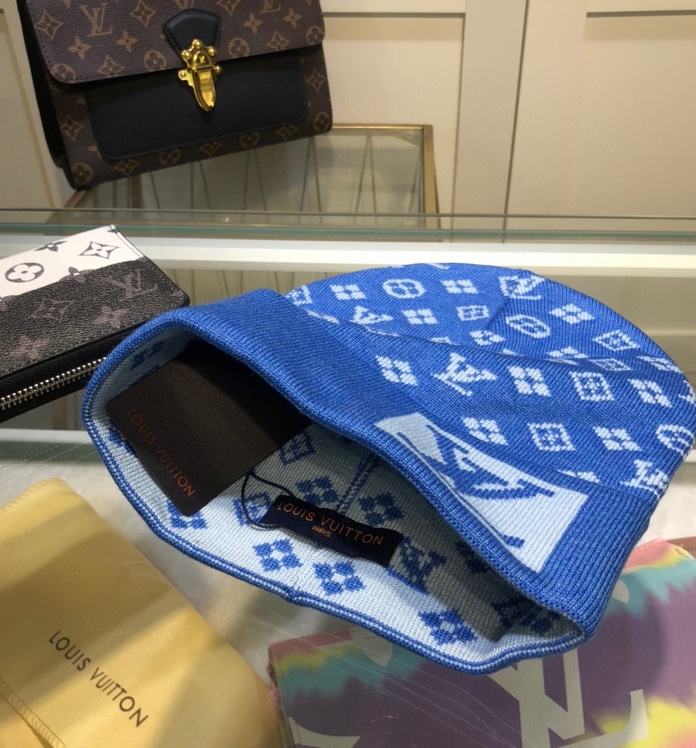 Louis Vuitton Beanie In Blue LV Headwear