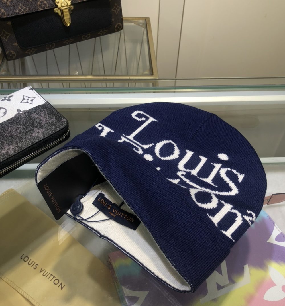 Louis Vuitton Beanie In Dark Blue LV Headwear