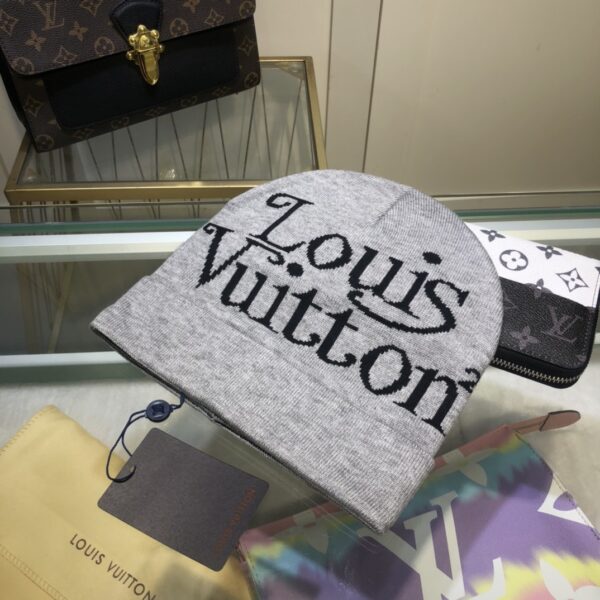Louis Vuitton Beanie In Grey LV Headwear