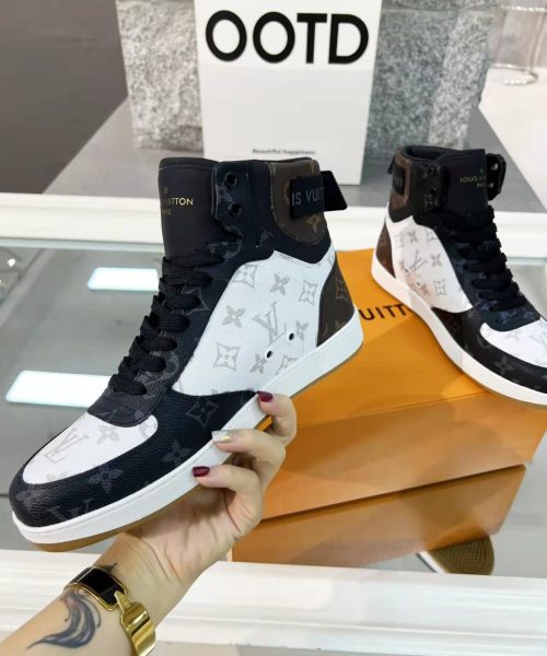 Louis Vuitton Boombox Sneaker Boot Patent Monogram Material Black/White For Women LV