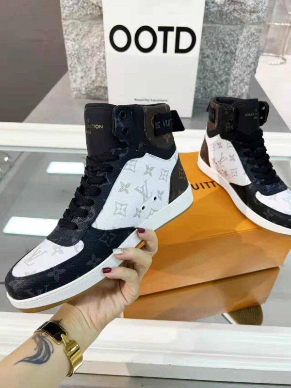 Louis Vuitton Boombox Sneaker Boot Patent Monogram Material Black/White For Women LV