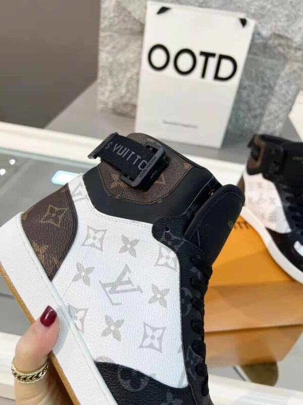 Louis Vuitton Boombox Sneaker Boot Patent Monogram Material Black/White For Women LV