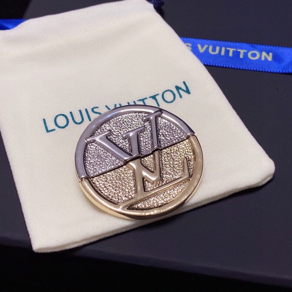 Louis Vuitton Brooch - Image 8