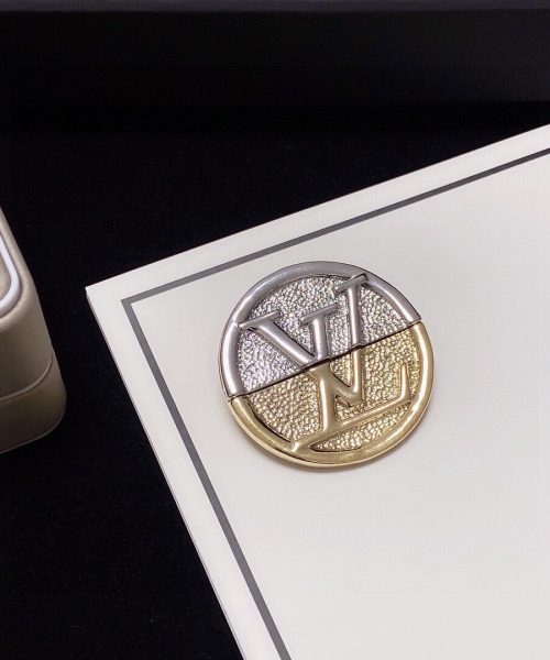 Louis Vuitton Brooch