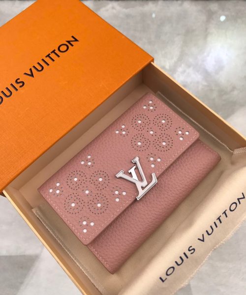1:1 Replica Louis Vuitton Capucines Sweet Brogues Taurillon Pink For Women, Women's Wallets 5.3in/13.5cm LV 