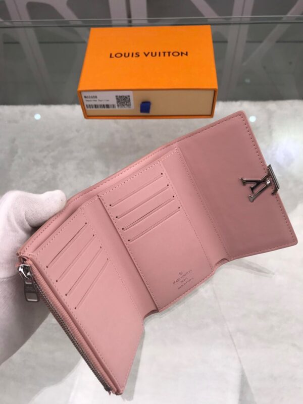 Louis Vuitton Capucines Sweet Brogues Taurillon Pink For Women, Women's Wallets 5.3in/13.5cm LV 