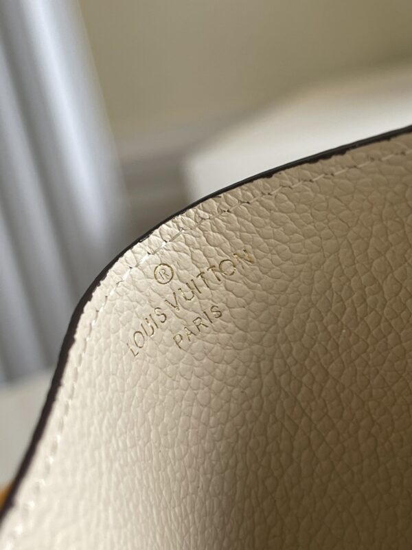 Louis Vuitton Card Holder Monogram Empreinte For Women, Women's Wallet 4.3in/11cm LV