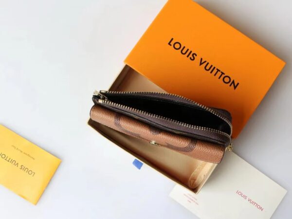 Louis Vuitton Card Holder Recto Verso Monogram and Monogram Reverse Canvas For Women, Women's Wallets 5.1in/13cm LV