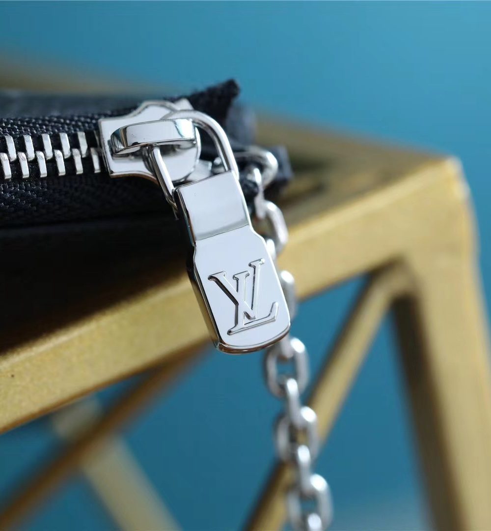 1:1 Replica Louis Vuitton Card Holder Recto Verso Monogram Eclipse For Women, Women's Wallets 5.1in/13cm LV