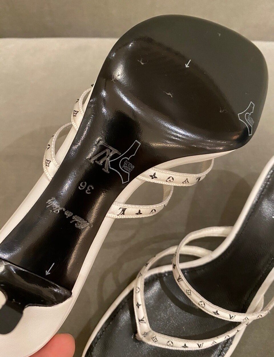 Louis Vuitton Citizen Sandals Calfskin Leather Spring/Summer Collection 1A7RYA White