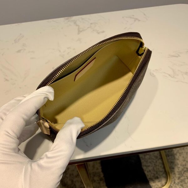 Louis Vuitton Cosmetic Pouch PM Monogram Canvas For Women, Women's Bags 7.5in/19cm LV M47515