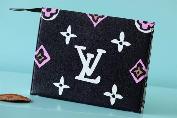 Louis Vuitton Cosmetic Toiletry Pouch 26 Waxed Monogram Canvas Black For Women, Women's Wallets 9.8in/25cm LV M80751