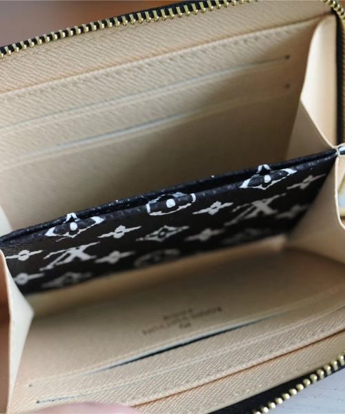 1:1 Replica Louis Vuitton Crafty Zippy Coin Purse Monogram Canvas For Women, Women's Wallets 4.3in/11cm LV M69496