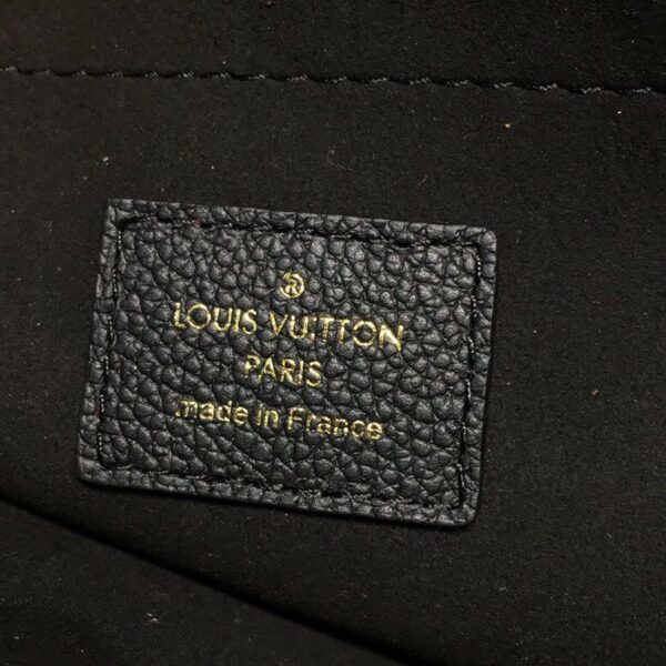 Louis Vuitton Daily Pouch Monogram Canvas For Women, Women's Wallet 11.6in/29.5cm LV M62048