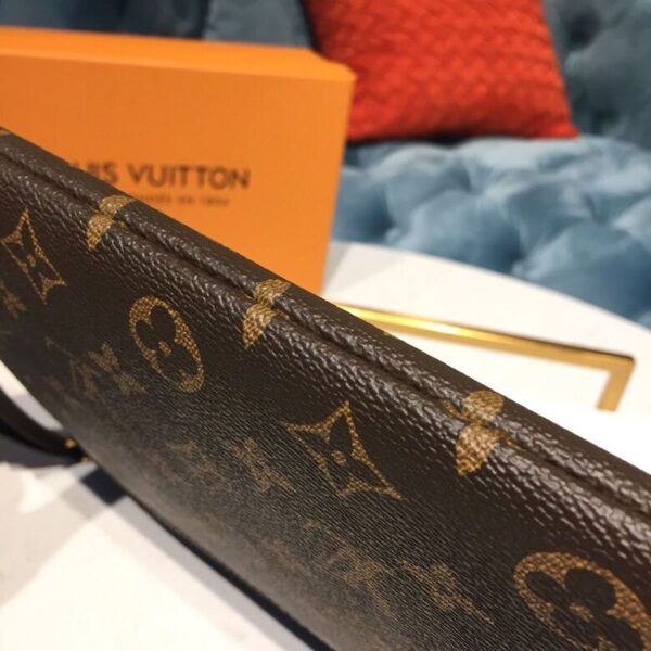 Louis Vuitton Daily Pouch Monogram Canvas For Women, Women's Wallet 11.6in/29.5cm LV M62048