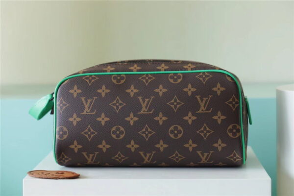 Louis Vuitton Dopp Kit Poche Toilette Monogram Canvas By Virgil Abloh's Minty /Green For Women, Women's Wallets 11in/28cm LV M46253