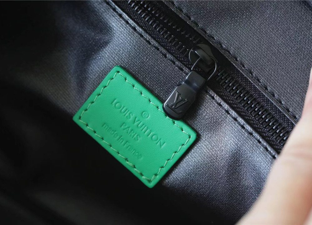 1:1 Replica Louis Vuitton Dopp Kit Poche Toilette Monogram Canvas By Virgil Abloh's Minty /Green For Women, Women's Wallets 11in/28cm LV M46253