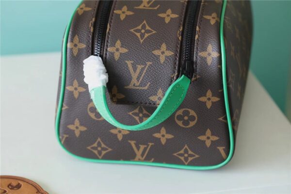 Louis Vuitton Dopp Kit Poche Toilette Monogram Canvas By Virgil Abloh's Minty /Green For Women, Women's Wallets 11in/28cm LV M46253