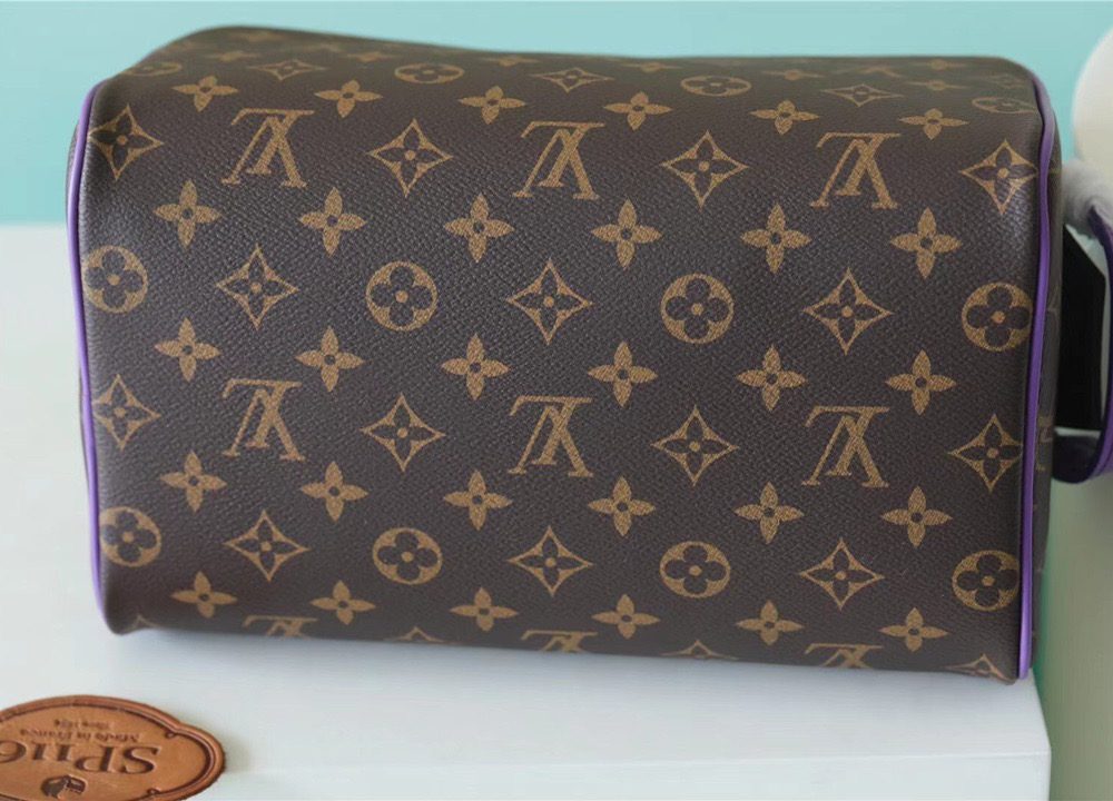 1:1 Replica Louis Vuitton Dopp Kit Poche Toilette Monogram Canvas By Virgil Abloh's Minty /Purple For Women, Women's Wallets 11in/28cm LV 