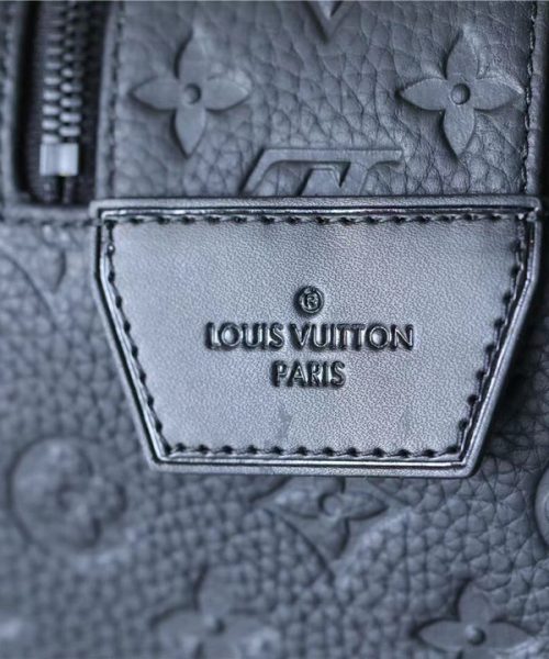 1:1 Replica Louis Vuitton Dopp Kit Toilet Pouch Monogram Empreinte Black For Women, Women's Wallets 11in/28cm LV