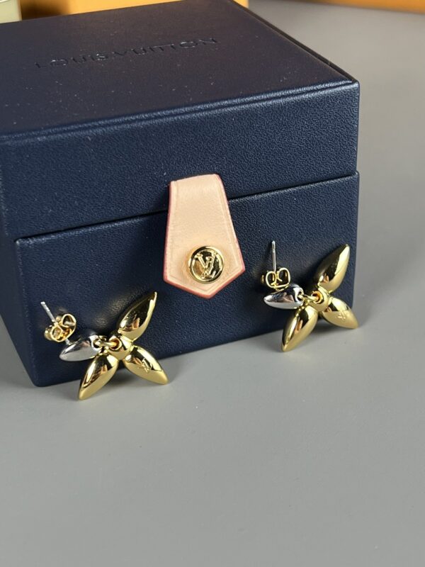 Louis Vuitton Earrings
