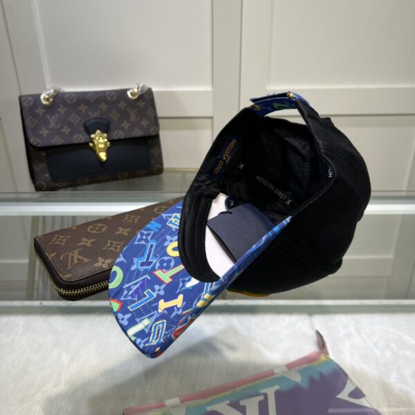 Louis Vuitton Embroidered Logo Baseball Cap Black LV Cap