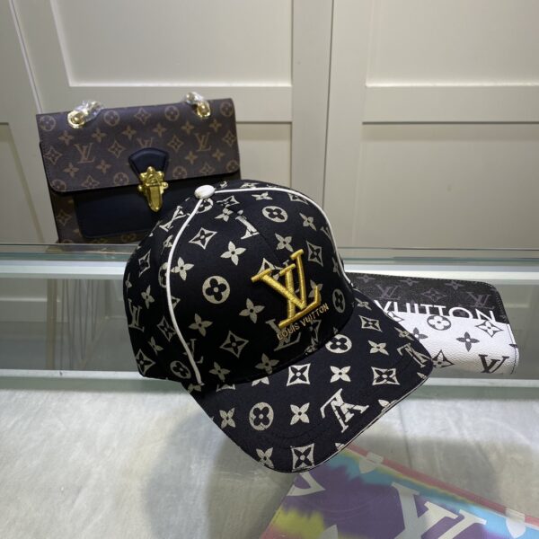 Louis Vuitton Embroidered Logo Baseball Cap Black LV Cap
