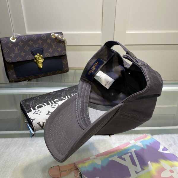 Louis Vuitton Embroidered Logo Baseball Cap Grey LV Cap