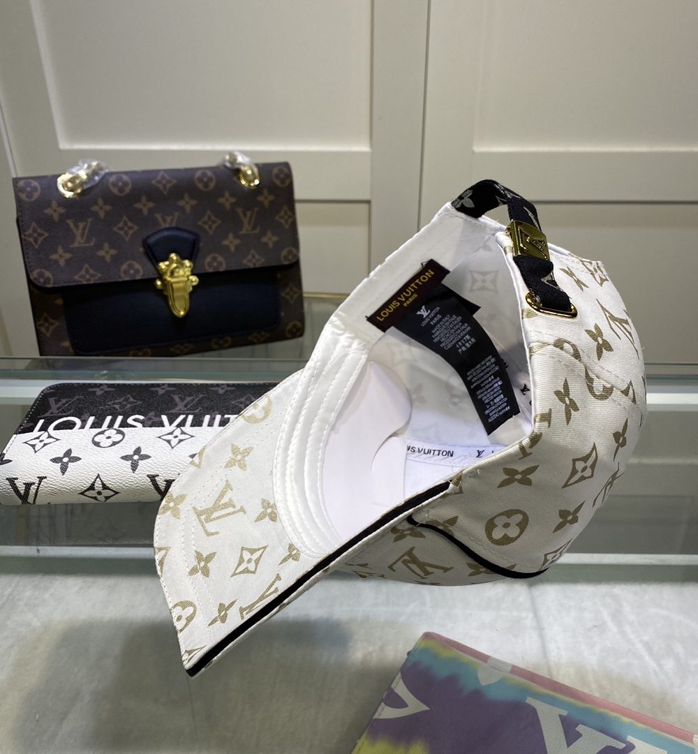 Louis Vuitton Embroidered Logo Baseball Cap White LV Cap