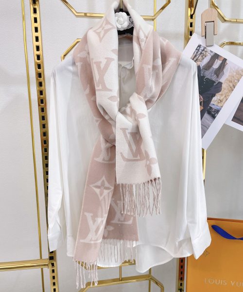 Louis Vuitton Essential Monogram Beige/Rose Scarf 180cm/71in M77854
