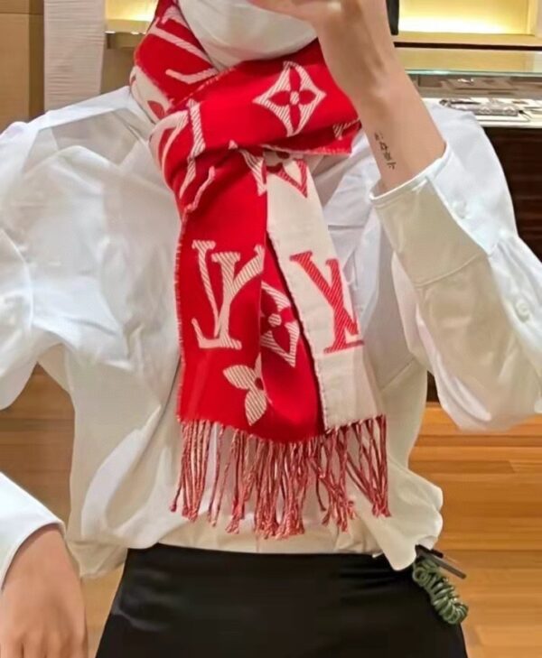 Louis Vuitton Essential Monogram Red/Rose Scarf 180cm/71in