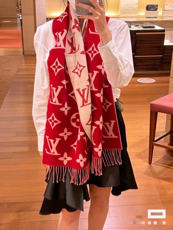 Louis Vuitton Essential Monogram Red/Rose Scarf 180cm/71in