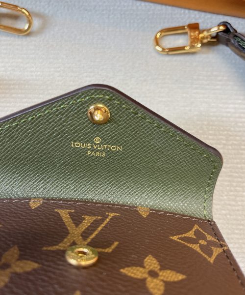 1:1 Replica Louis Vuitton Felicie Strap & Go Monogram Canvas Khaki Green For Women, Women's Wallets 6.7in/17cm LV M80091