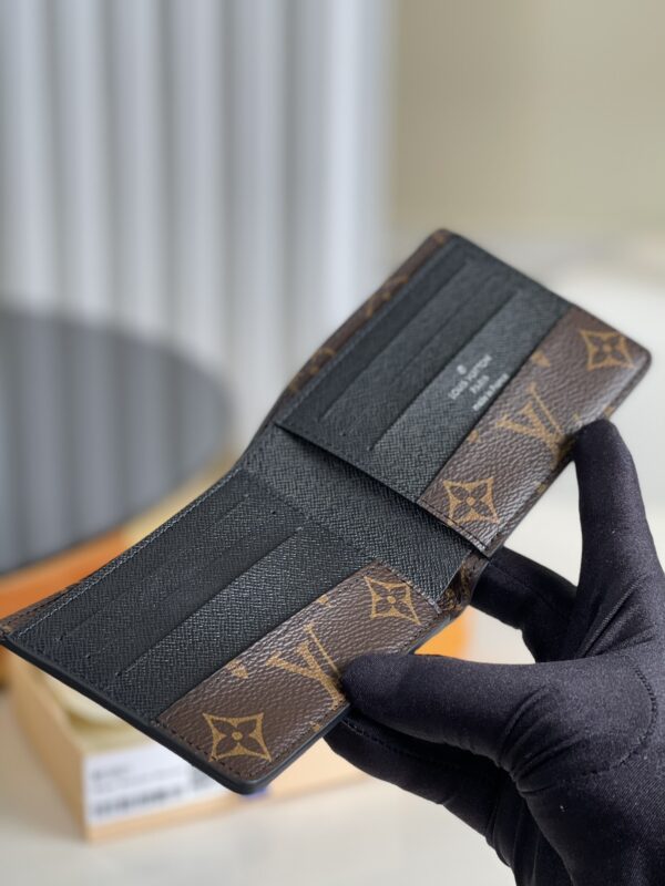 Louis Vuitton Gaspar Wallet Monogram Macassar Canvas For Men, Men's Wallet 11cm LV M93801