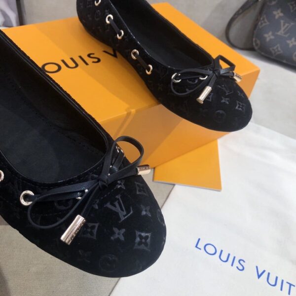 Louis Vuitton Gloria Flat Loafer Patent Monogram Material Black For Women LV
