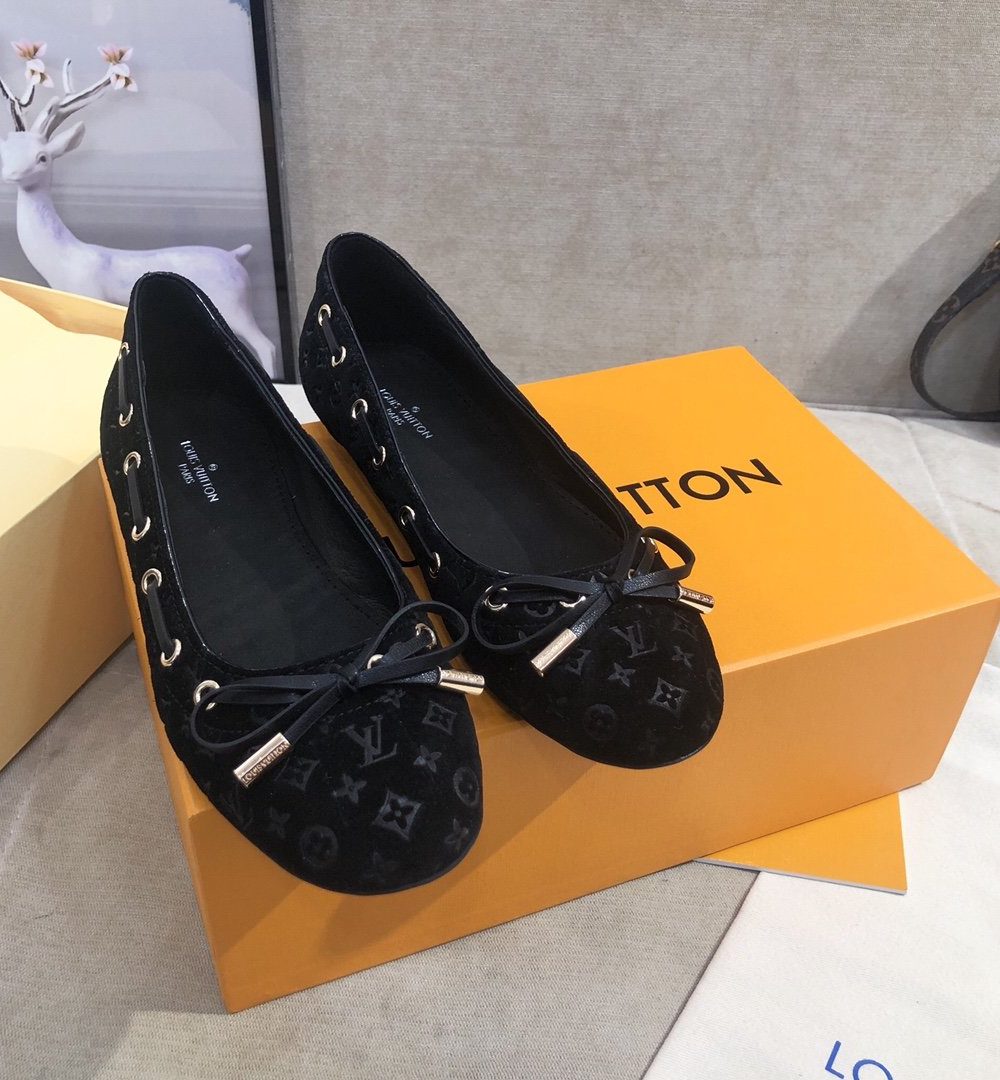 Louis Vuitton Gloria Flat Loafer Patent Monogram Material Black For Women LV