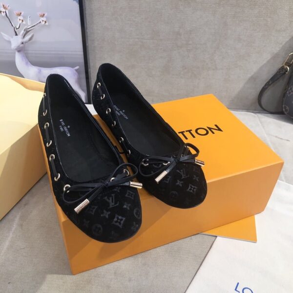 Louis Vuitton Gloria Flat Loafer Patent Monogram Material Black For Women LV