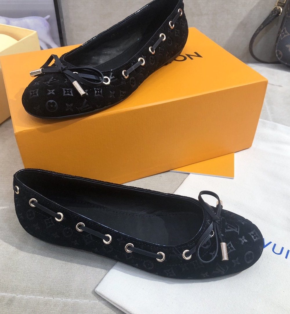 Louis Vuitton Gloria Flat Loafer Patent Monogram Material Black For Women LV