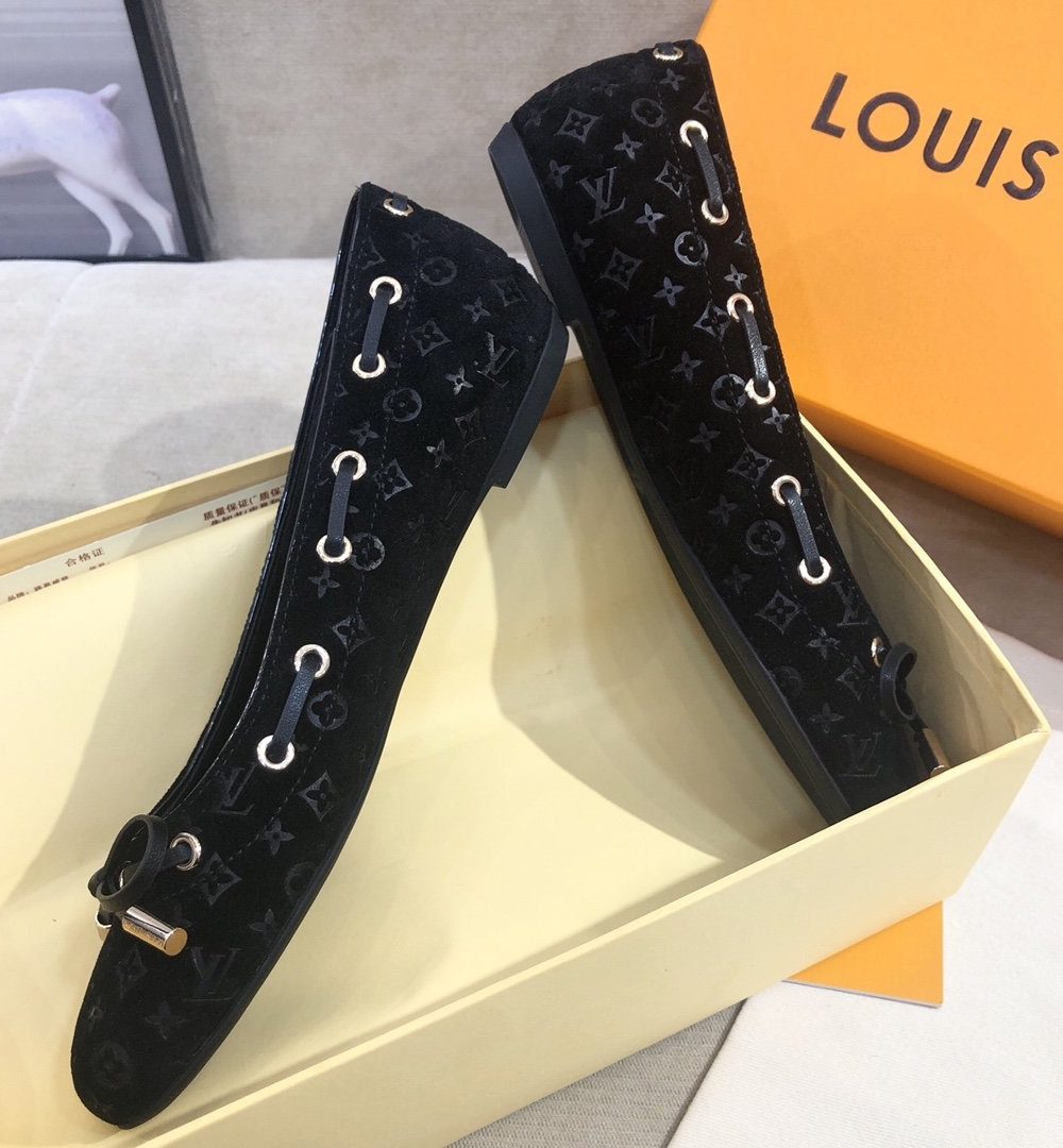 Louis Vuitton Gloria Flat Loafer Patent Monogram Material Black For Women LV