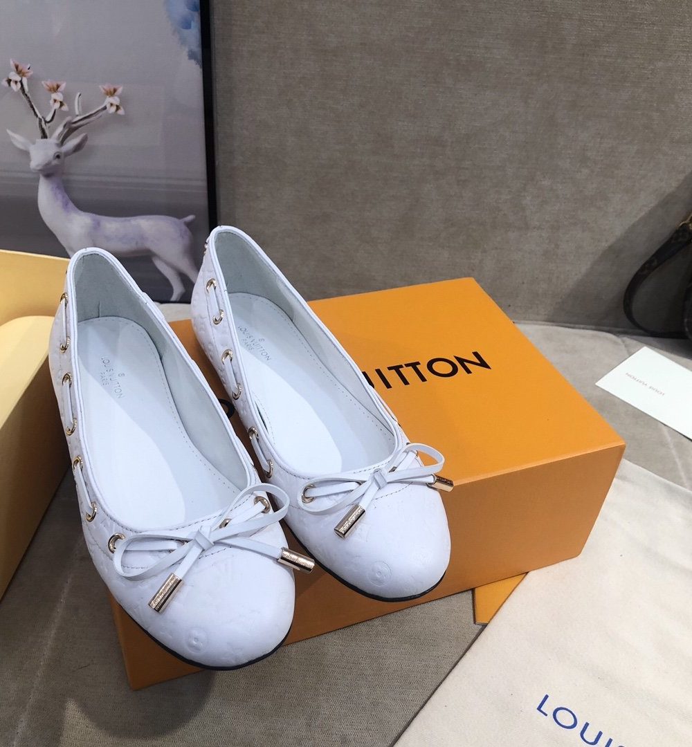 Louis Vuitton Gloria Flat Loafer White For Women LV