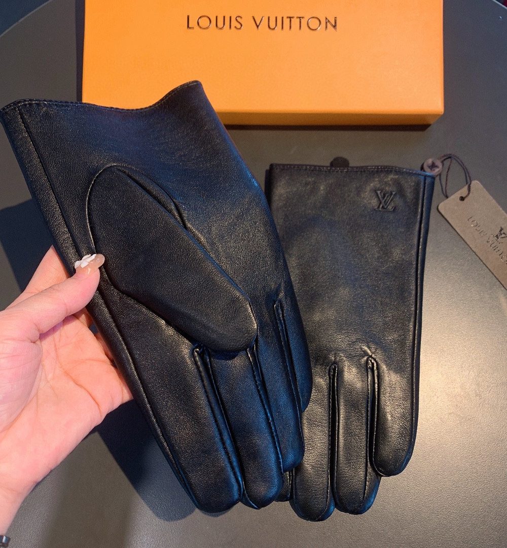 Louis Vuitton Gloves In Black