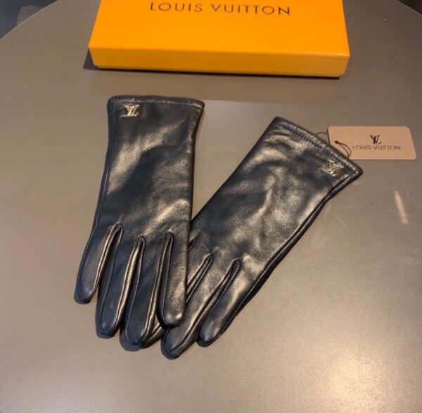 Louis Vuitton Gloves In Black