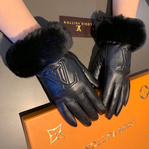 Louis Vuitton Gloves In Black