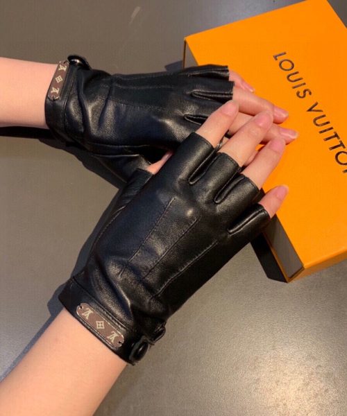 Louis Vuitton Gloves In Black
